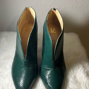 New York & Co Bianca Bootie- size 10 (Green)